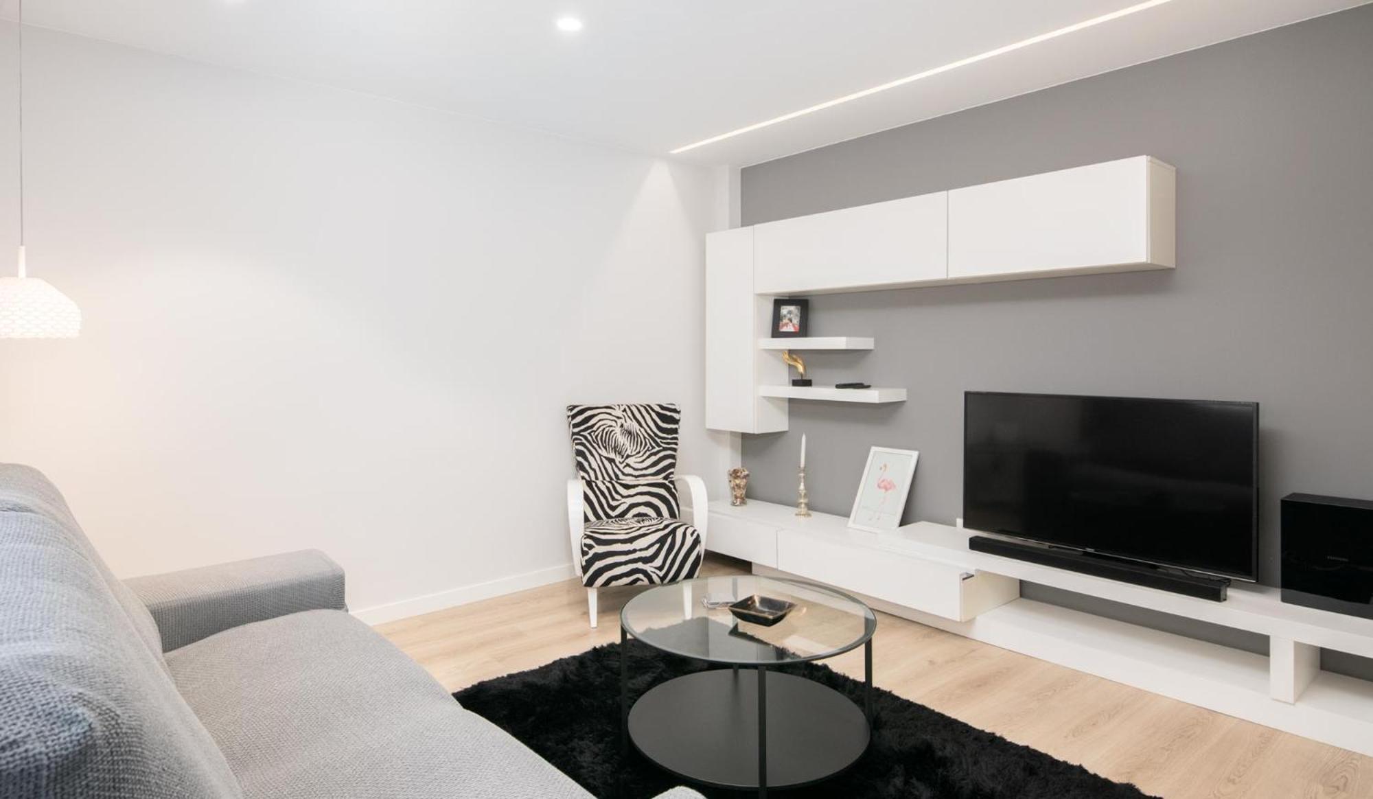Espacio Moderno En Gijon Playa Екстериор снимка